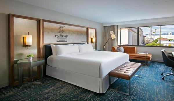 ola-travel-hotel-Hilton Pasadena