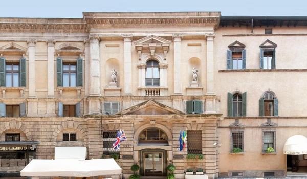 ola-travel-hotel-Hotel Accademia