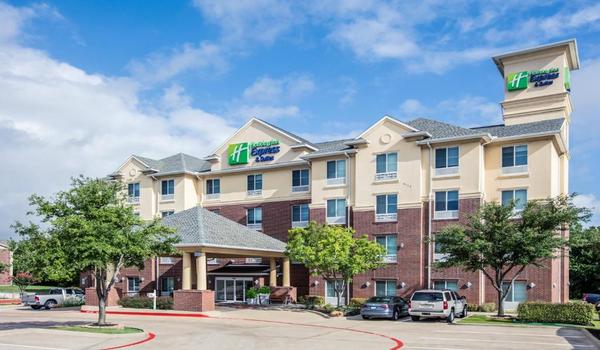 ola-travel-hotel-Holiday Inn Express & Suites Grand Prairie