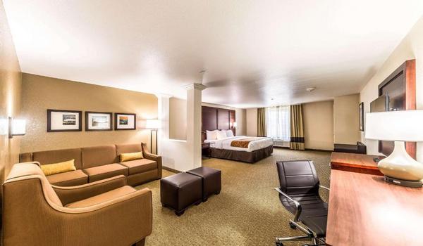 ola-travel-hotel-Comfort Inn & Suites Grand Prairie - Irving