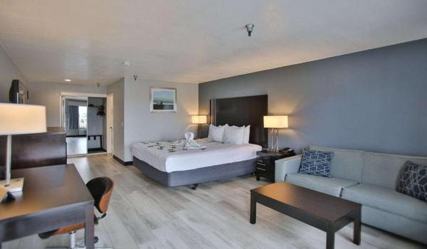ola-travel-hotel-Best Western Surf City