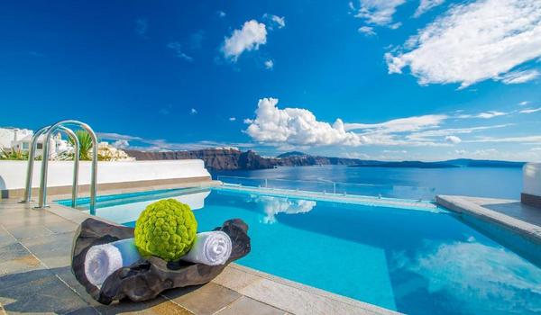 ola-travel-hotel-Santorini Secret Suites & Spa