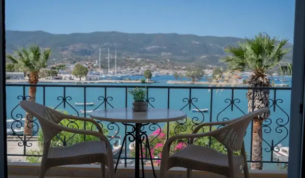 ola-travel-hotel-Poros Beach Hotel