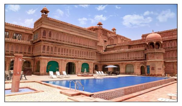 ola-travel-hotel-Laxmi Niwas Palace