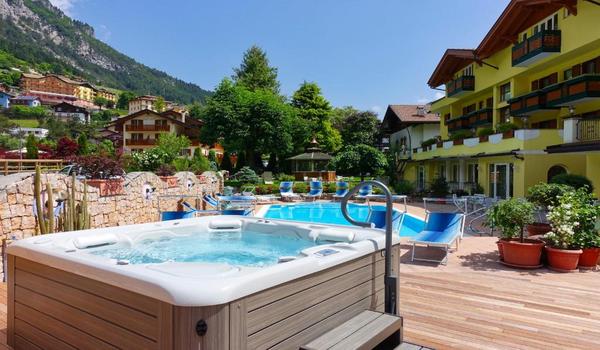 ola-travel-hotel-Hotel Dolomiti