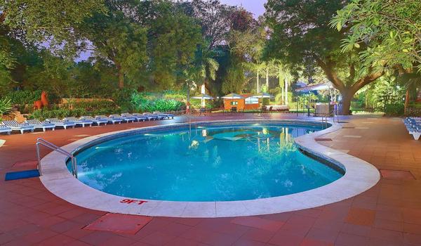 ola-travel-hotel-Hotel Clarks Shiraz