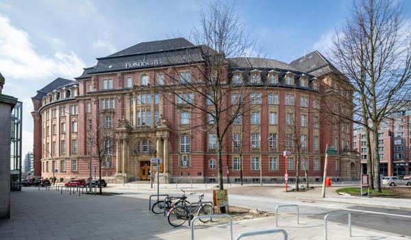 ola-travel-hotel-Fraser Suites Hamburg