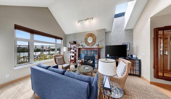 ola-travel-hotel-Kimpton RiverPlace Hotel