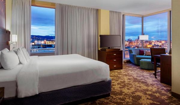 ola-travel-hotel-Portland Marriott City Center