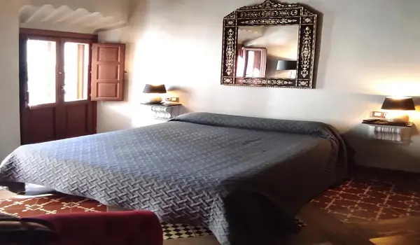 ola-travel-hotel-Hotel El Corte Inglés