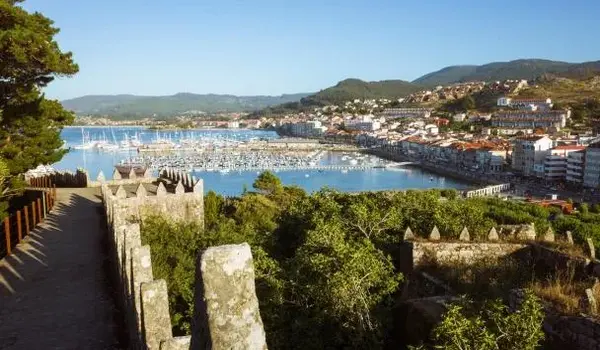 ola-travel-hotel-Hotel O Semáforo