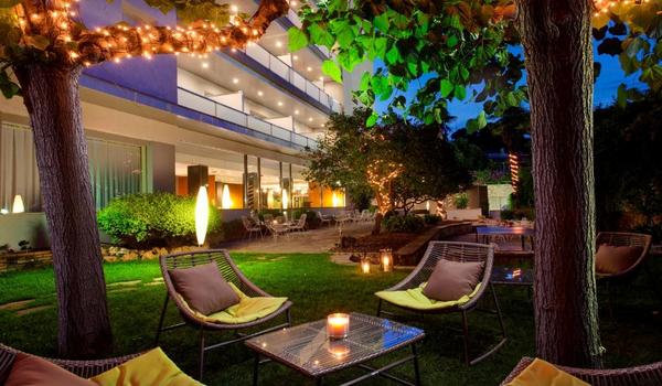 ola-travel-hotel-Hotel Astari