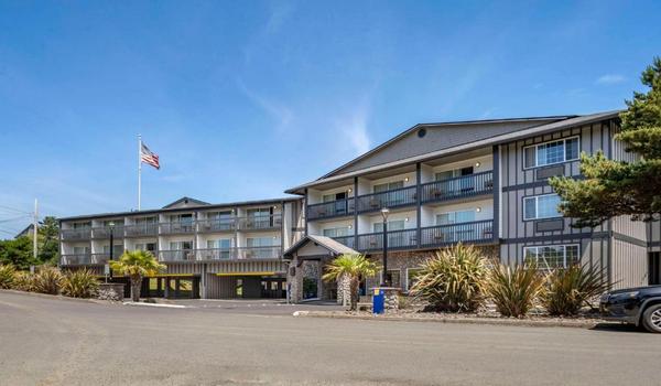 ola-travel-hotel-Comfort Inn and Suites Lincoln City