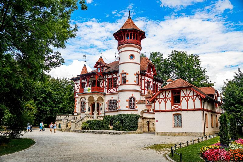 Top 5 Hotels in Oldenburg, Germany