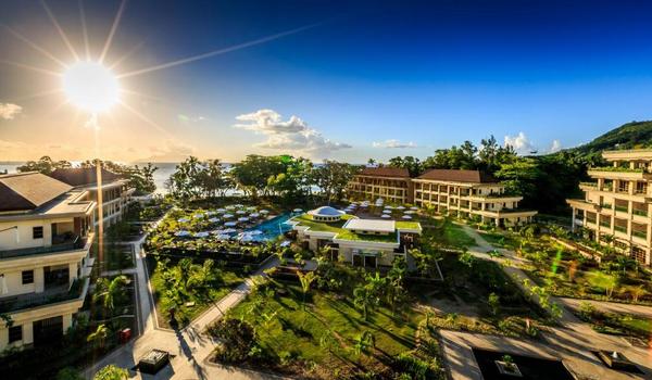 ola-travel-hotel-Seychelles Resort & Spa