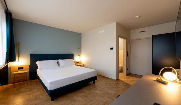 ola-travel-hotel-Palace Hotel