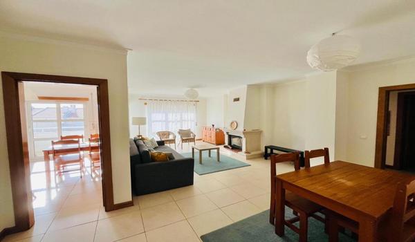 ola-travel-hotel-Cascais Surf House