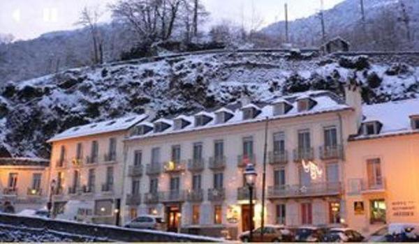 ola-travel-hotel-Hôtel des Châteaux