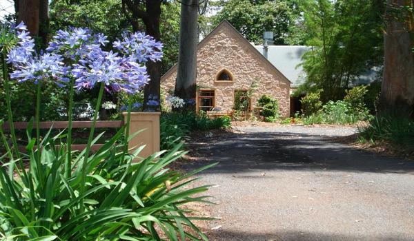 ola-travel-hotel-Witches Falls Cottages