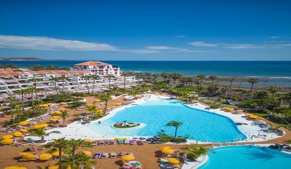 ola-travel-hotel-Hotel Parque Santiago IV