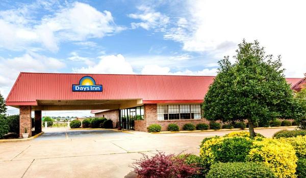 ola-travel-hotel-Days Inn by Wyndham Batesville
