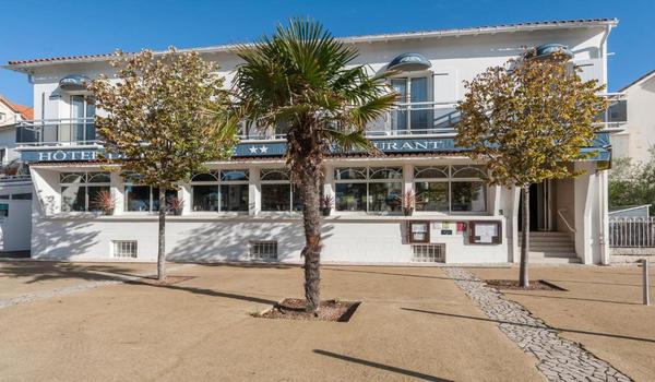 ola-travel-hotel-Hôtel de la Plage