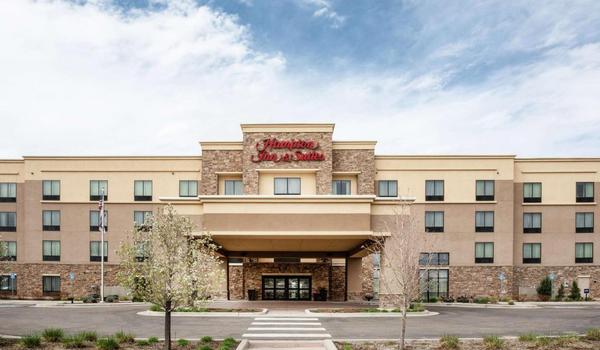 ola-travel-hotel-Quality Inn & Suites Denver South