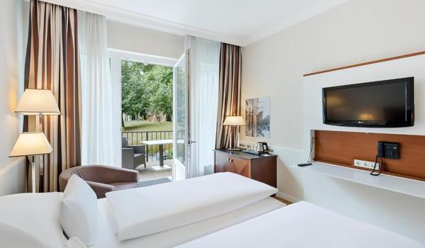 ola-travel-hotel-Austrotel Vienna