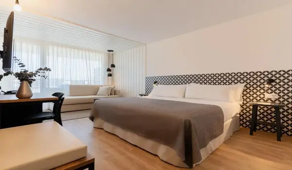 ola-travel-hotel-Meliá Salou