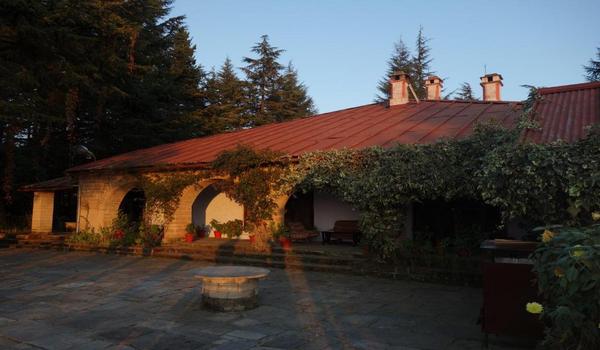 ola-travel-hotel-The Pavilion Hotel