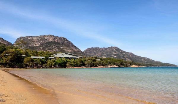 ola-travel-hotel-Freycinet Lodge