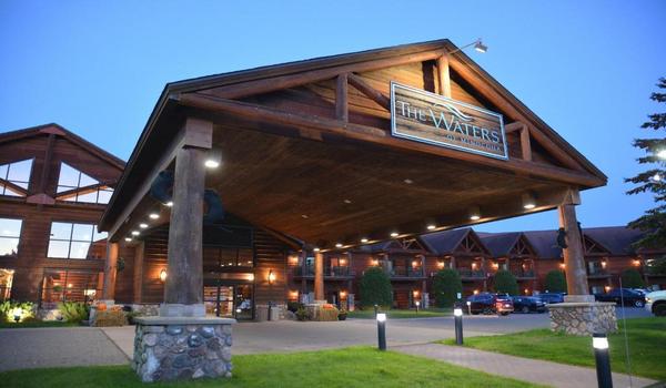 ola-travel-hotel-The Waters of Minocqua