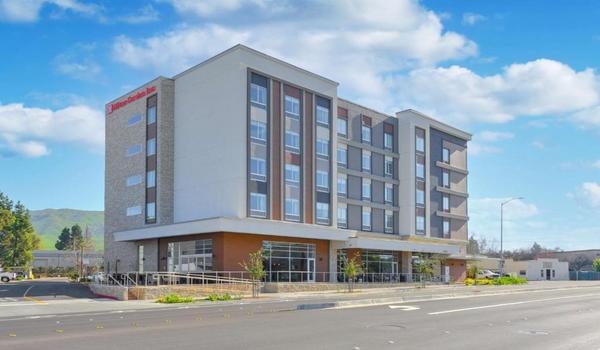 ola-travel-hotel-Hilton Garden Inn Livermore