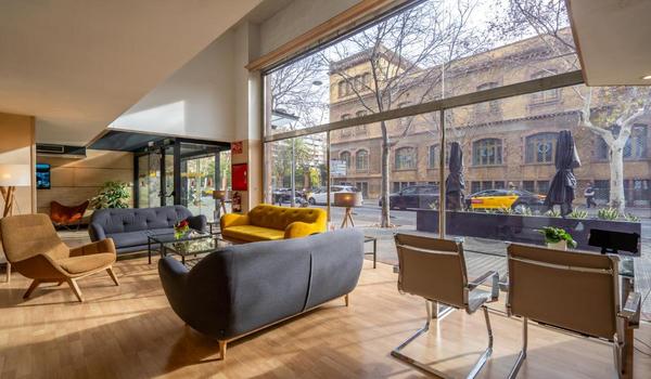 ola-travel-hotel-Hotel Miró