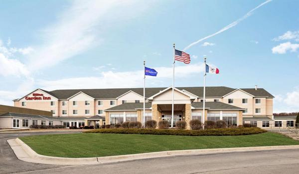 ola-travel-hotel-Days Inn by Wyndham Dubuque