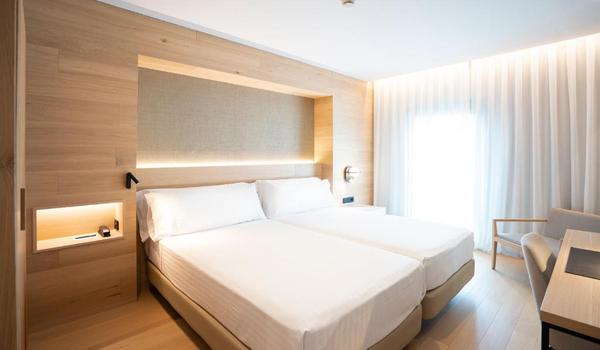 ola-travel-hotel-Hotel Zenit Bilbao