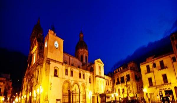 ola-travel-hotel-Hotel Azzolini