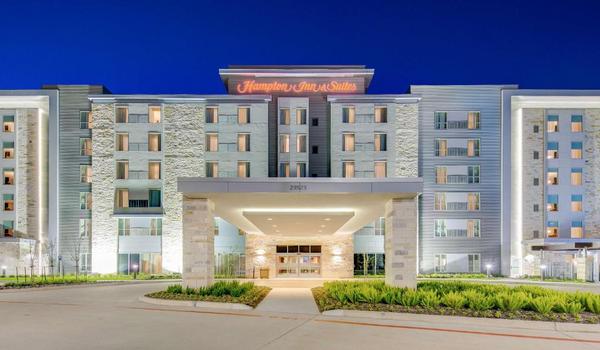 ola-travel-hotel-Hampton Inn & Suites North Houston Spring