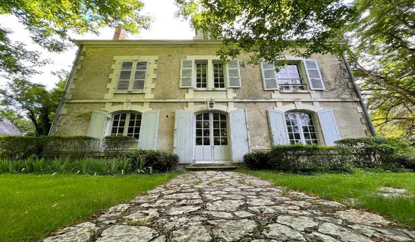 ola-travel-hotel-Hôtel Les Platanes