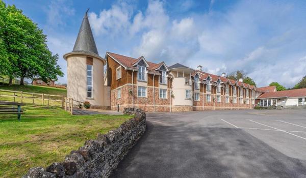 ola-travel-hotel-Wookey Hole Hotel