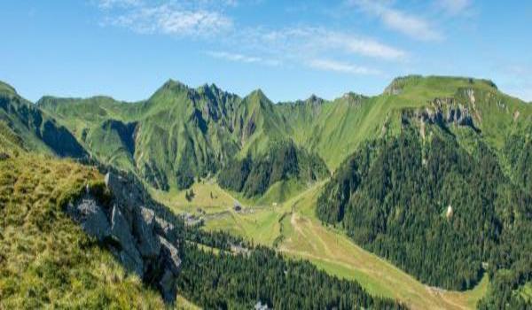 ola-travel-hotel-Grand Hotel du Puy Ferrand