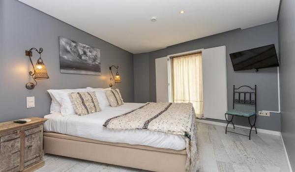 ola-travel-hotel-Casa da Praça