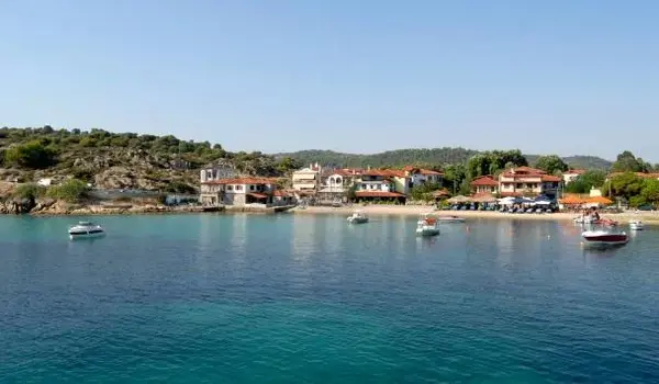 ola-travel-hotel-Antigoni Beach Resort