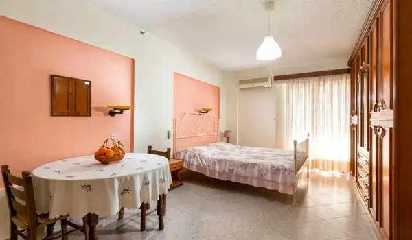ola-travel-hotel-Pefkos Garden